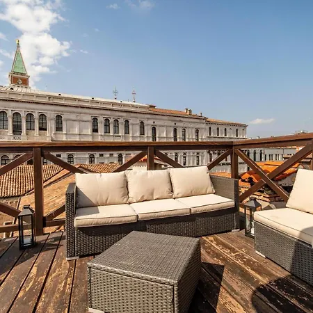 Apartamento Comecasa 3 Min Walk From San Marco With Beautiful Roof Terrace