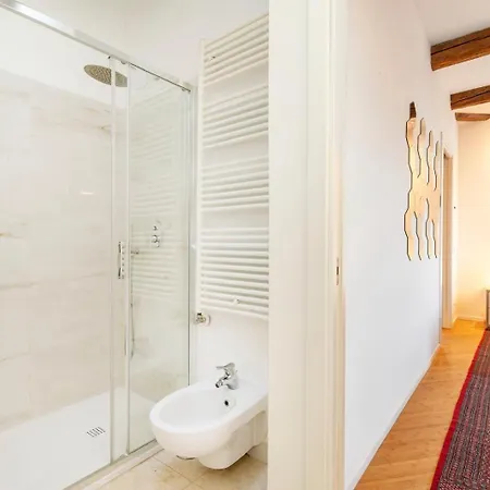 Comecasa 3 Min Walk From San Marco With Beautiful Roof Terrace Apartamento Veneza